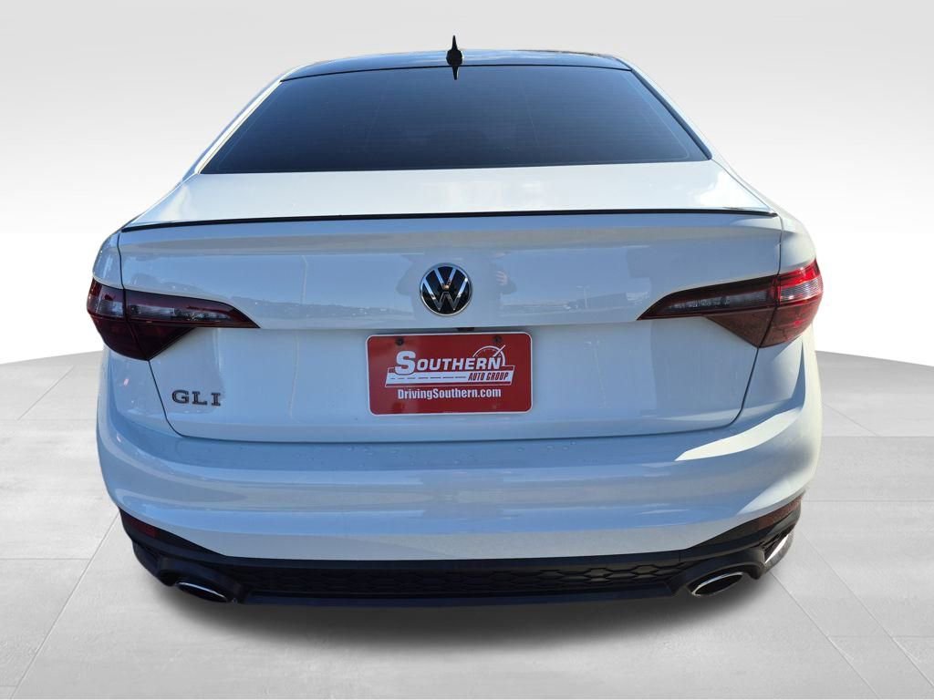 Used 2023 Volkswagen Jetta GLI Autobahn w/ GLI Black Package image 5