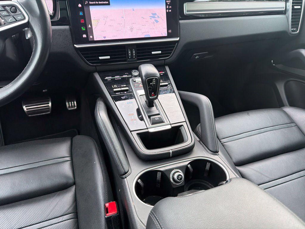 Used 2022 Porsche Cayenne S AWD/4WD image 16