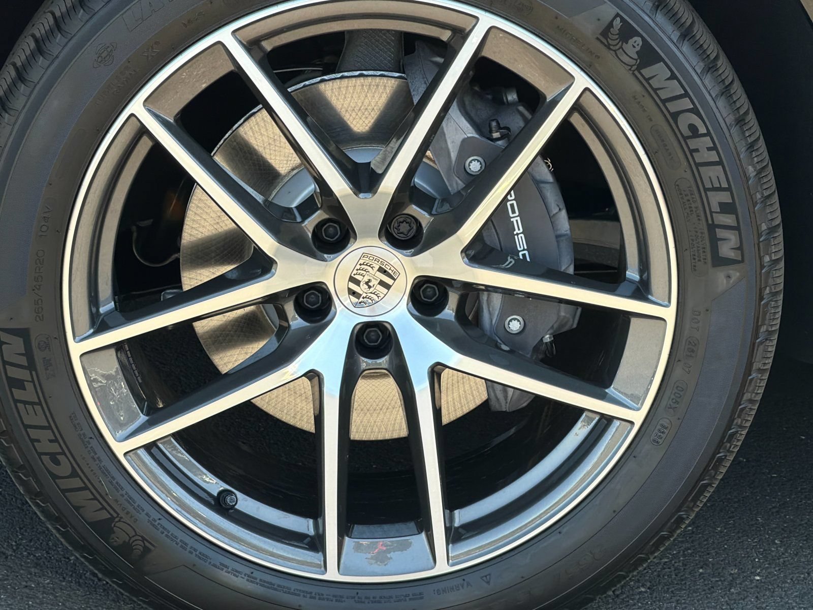 New 2026 Porsche Macan AWD/4WD image 26