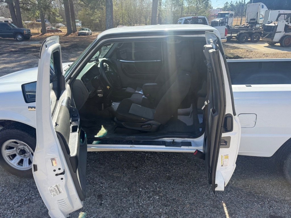 Used 2011 Ford Ranger XLT image 9