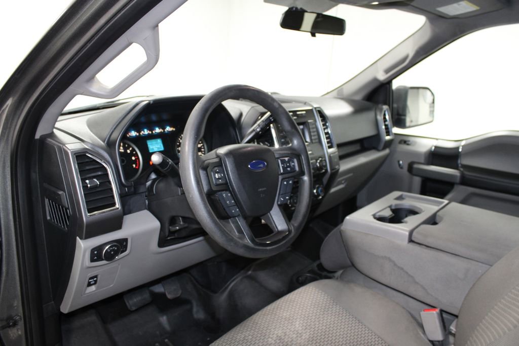 Used 2016 Ford F150 XLT image 23