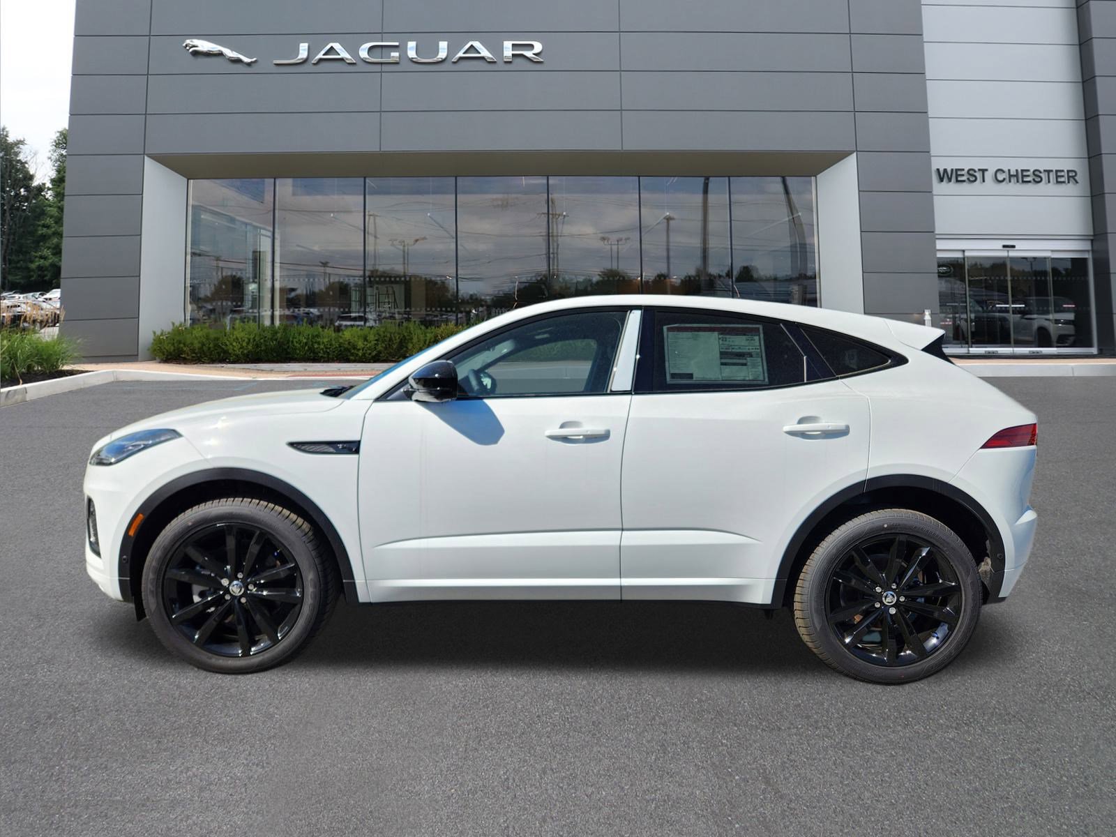 New 2024 Jaguar E-PACE R-Dynamic SE image 5