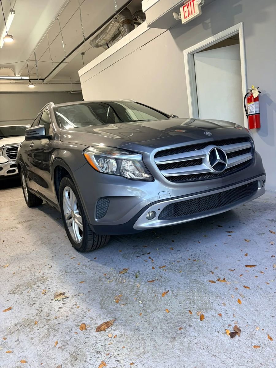 Used 2016 Mercedes-Benz GLA 250 4MATIC w/ Premium Package image 15