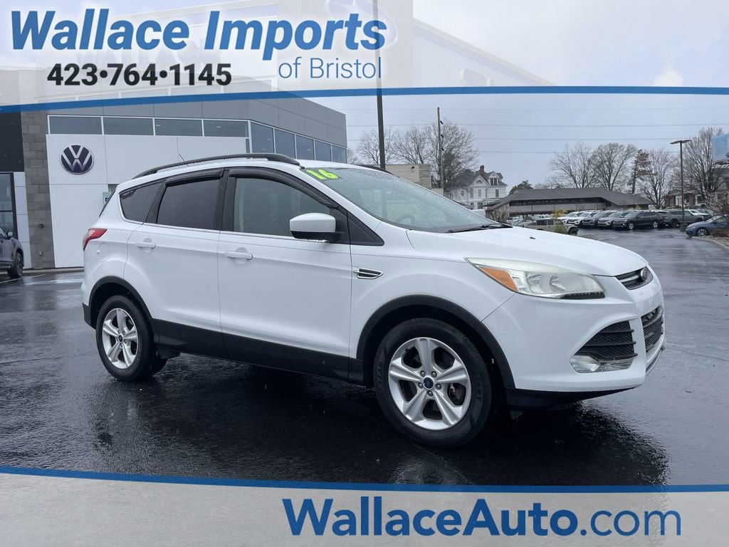 Used 2016 Ford Escape SE image 1