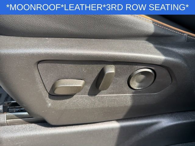 Used 2024 GMC Yukon AT4 w/ Technology Package image 26