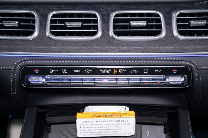 New 2025 Mercedes-Benz Maybach GLS 600 4MATIC image 22