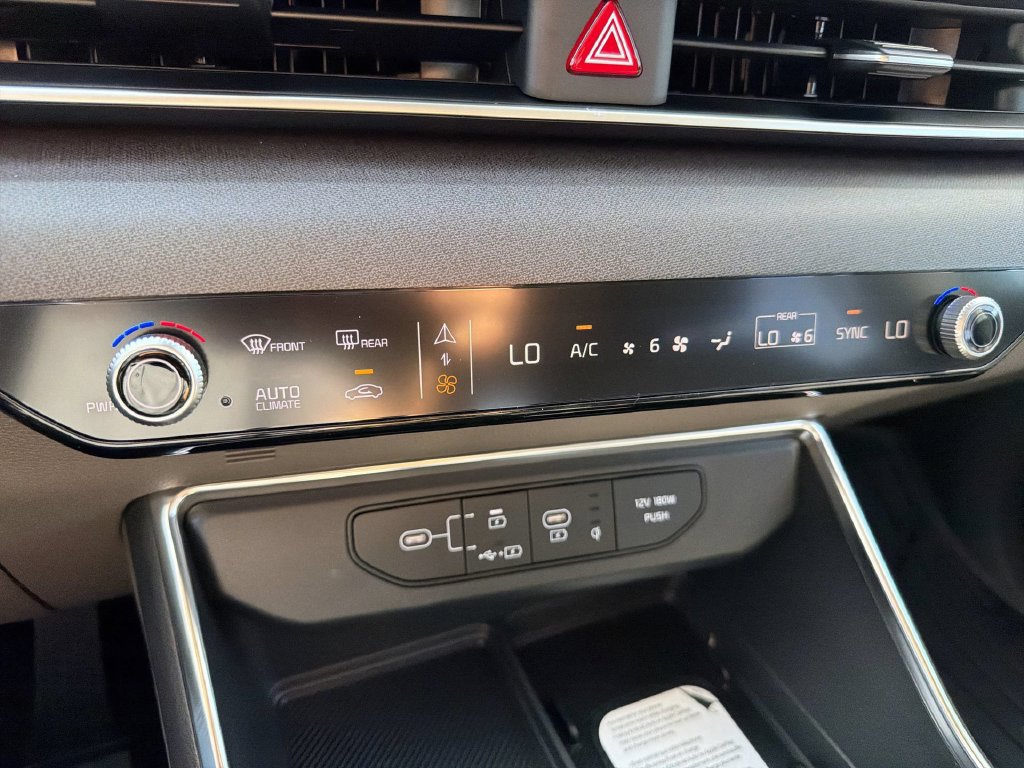 New 2027 Kia Carnival SX FWD image 19