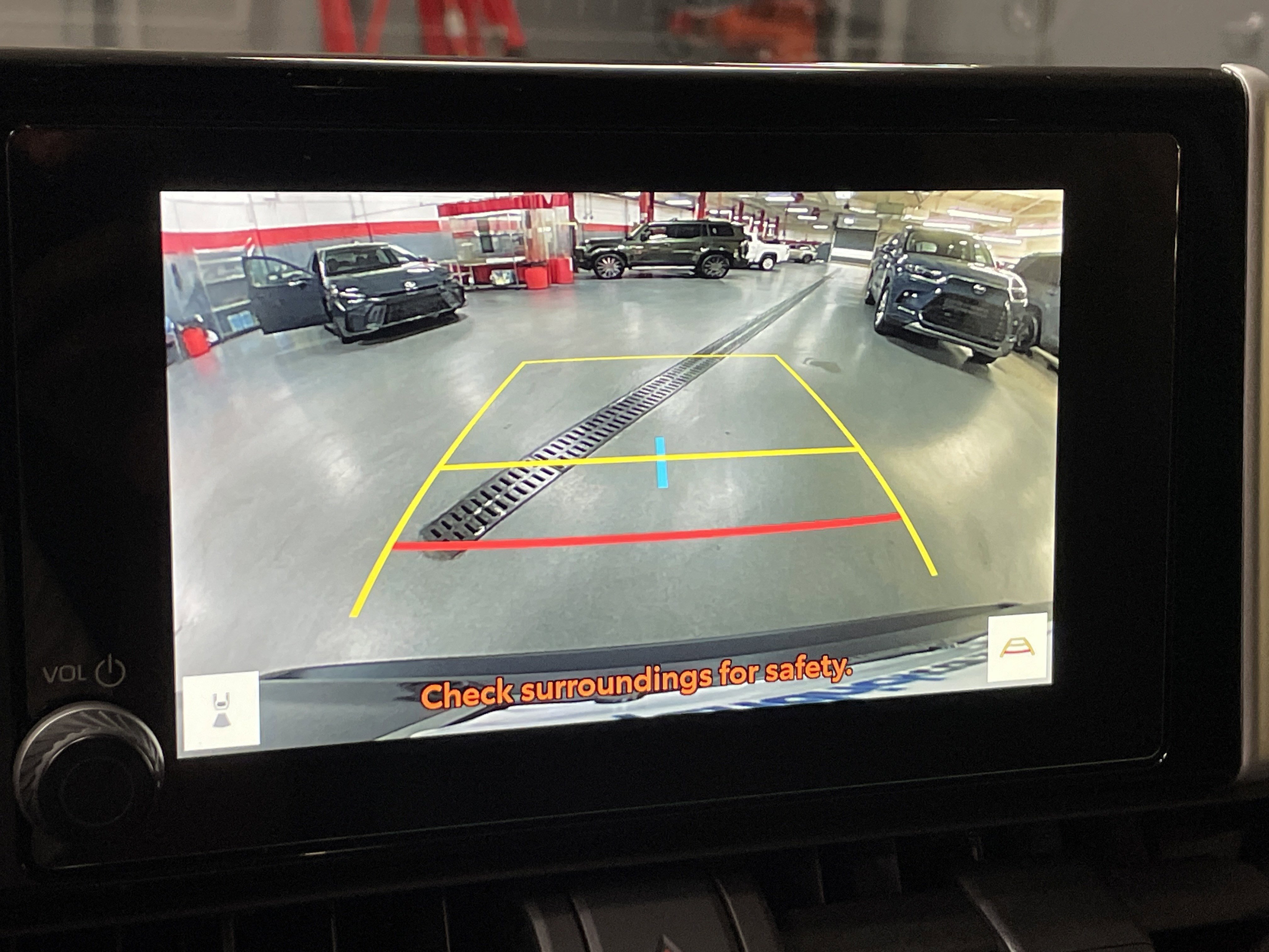 Certified 2025 Toyota RAV4 XLE w/ Convenience Package FWD image 25