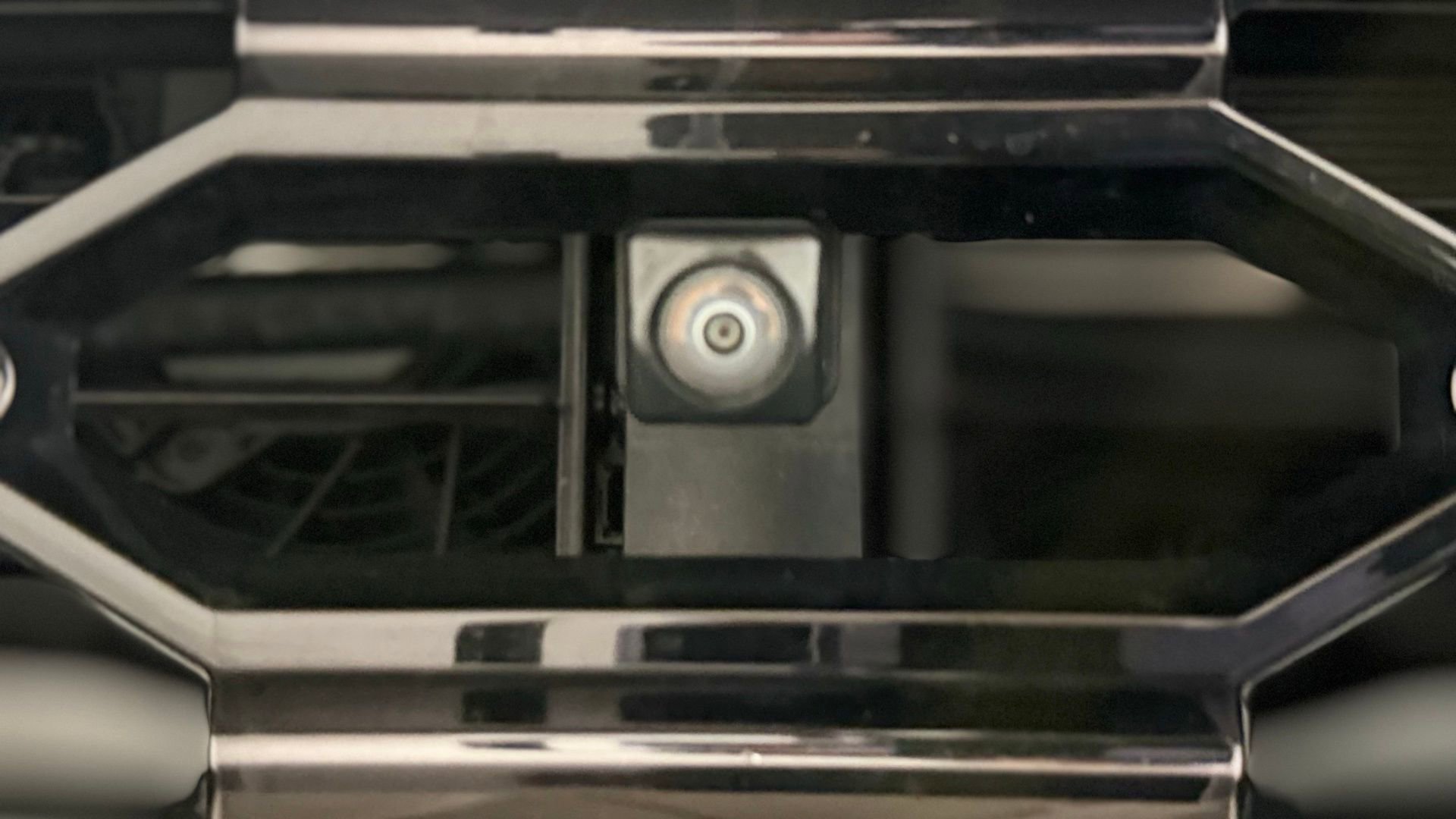 Used 2023 Toyota Sequoia Platinum image 24