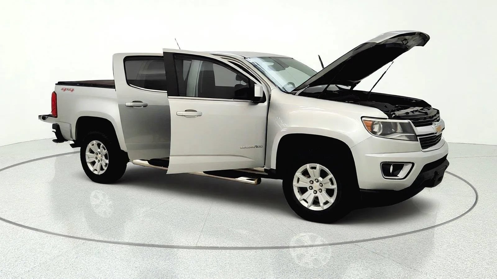 Used 2017 Chevrolet Colorado LT w/ LT Convenience Package AWD/4WD image 7
