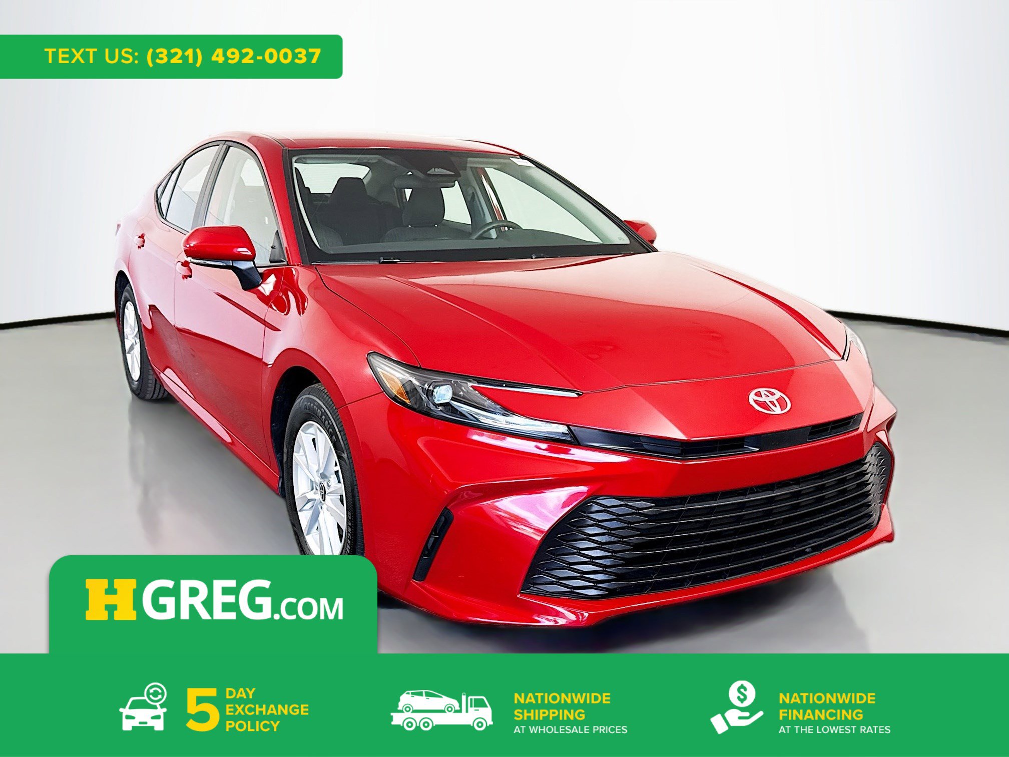 Used 2025 Toyota Camry LE image 1