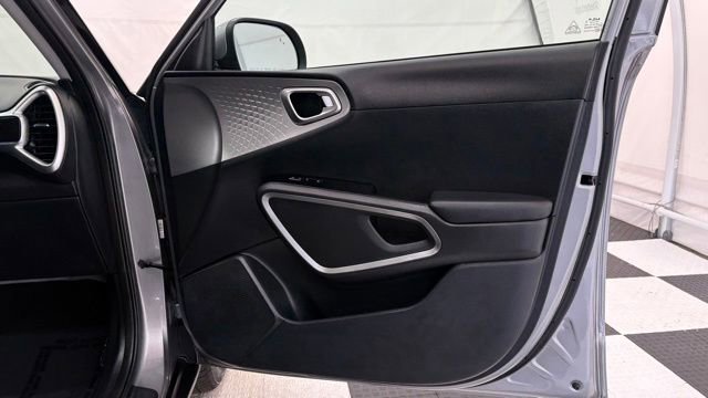 Used 2023 Kia Soul LX w/ Option Group 015 image 22
