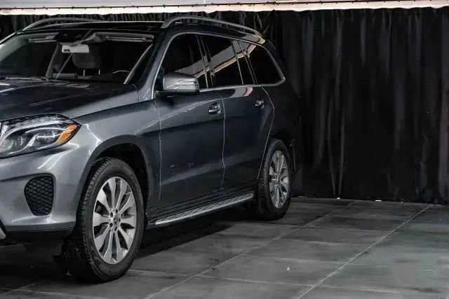 Used 2018 Mercedes-Benz GLS 450 4MATIC w/ Premium Package image 7