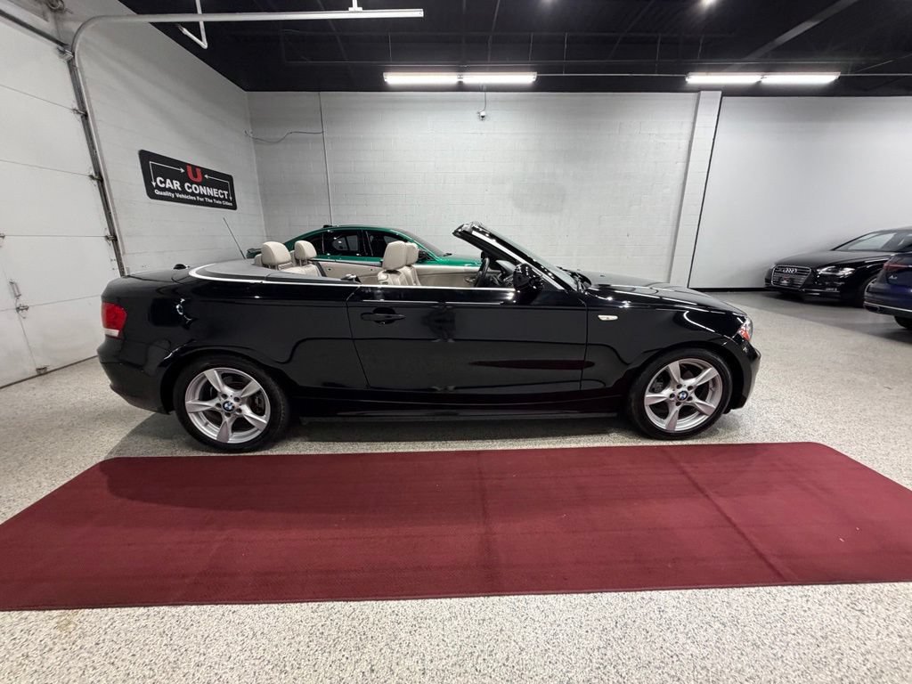 Used 2013 BMW 128i Convertible RWD image 16