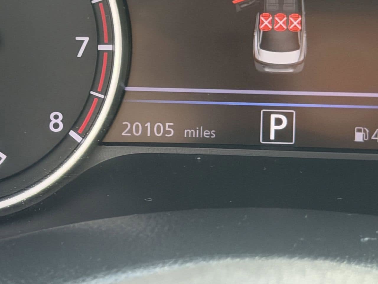 Used 2025 Nissan Sentra SR FWD image 13