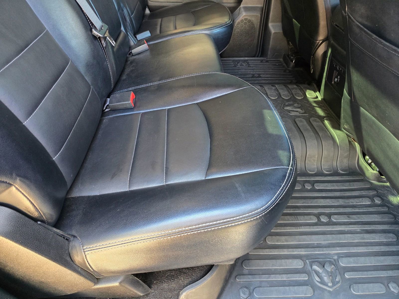 Used 2018 RAM 2500 Big Horn w/ Sport Appearance Group image 14