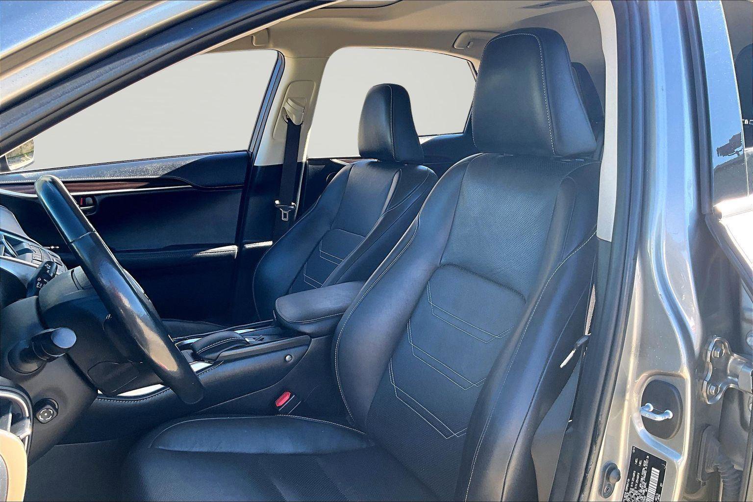 Used 2015 Lexus NX 200t FWD image 25