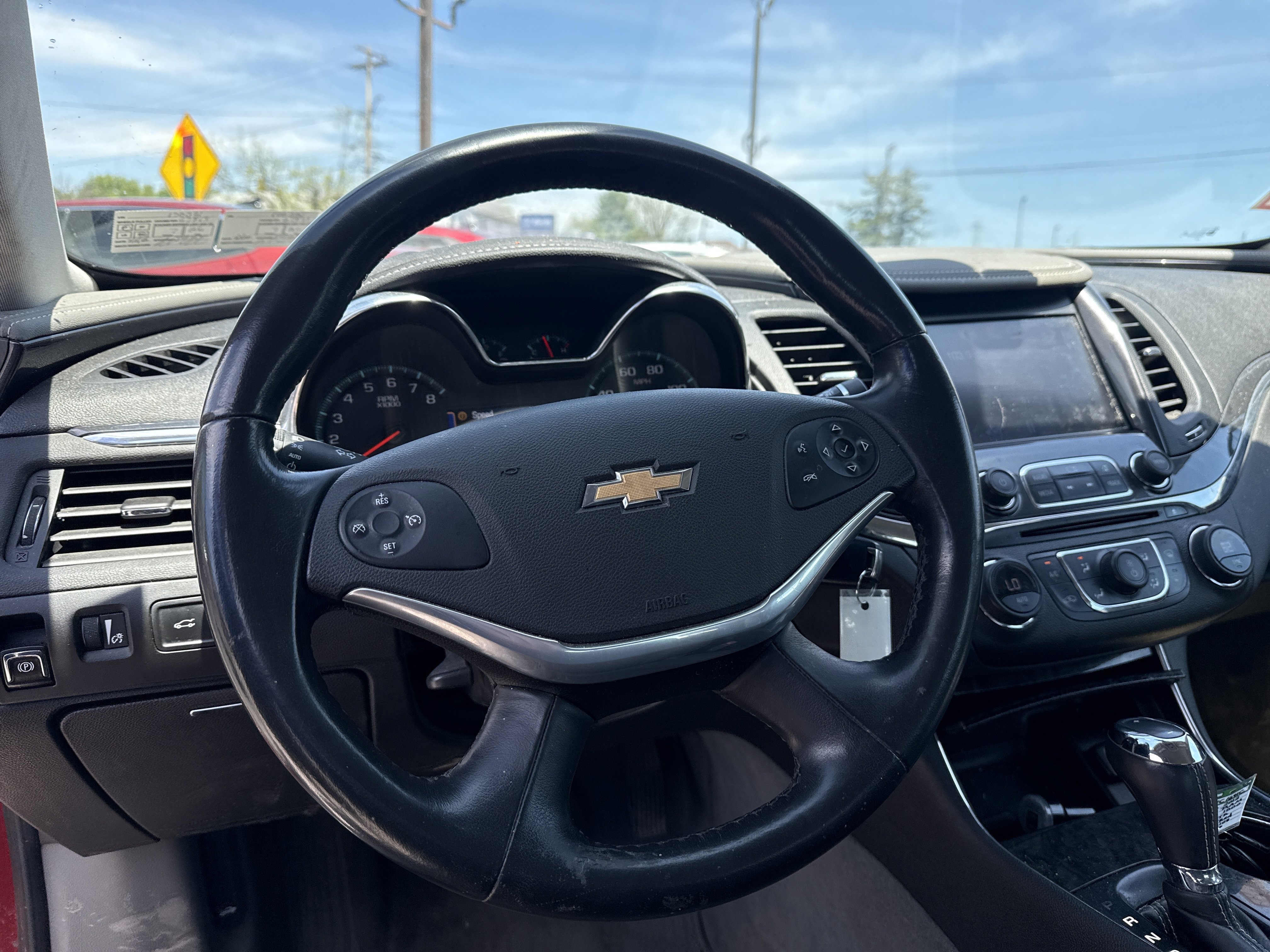 Used 2014 Chevrolet Impala LT w/ Convenience Package FWD image 13