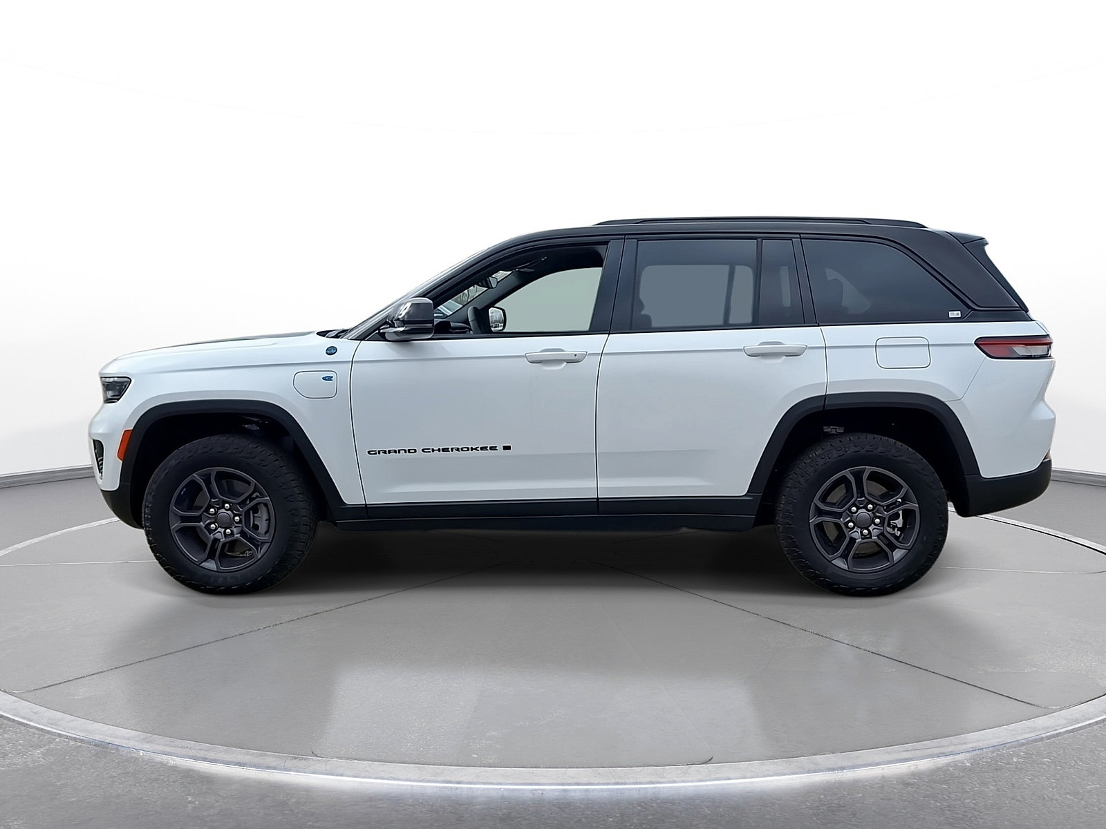 New 2024 Jeep Grand Cherokee Trailhawk AWD/4WD image 5