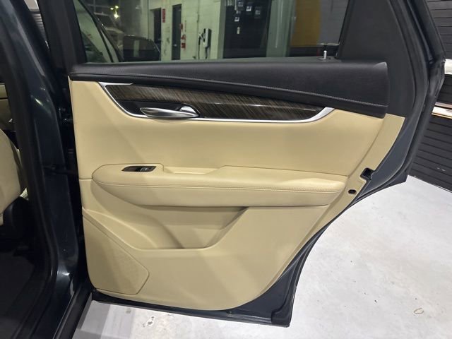 Used 2019 Cadillac XT5 AWD image 34