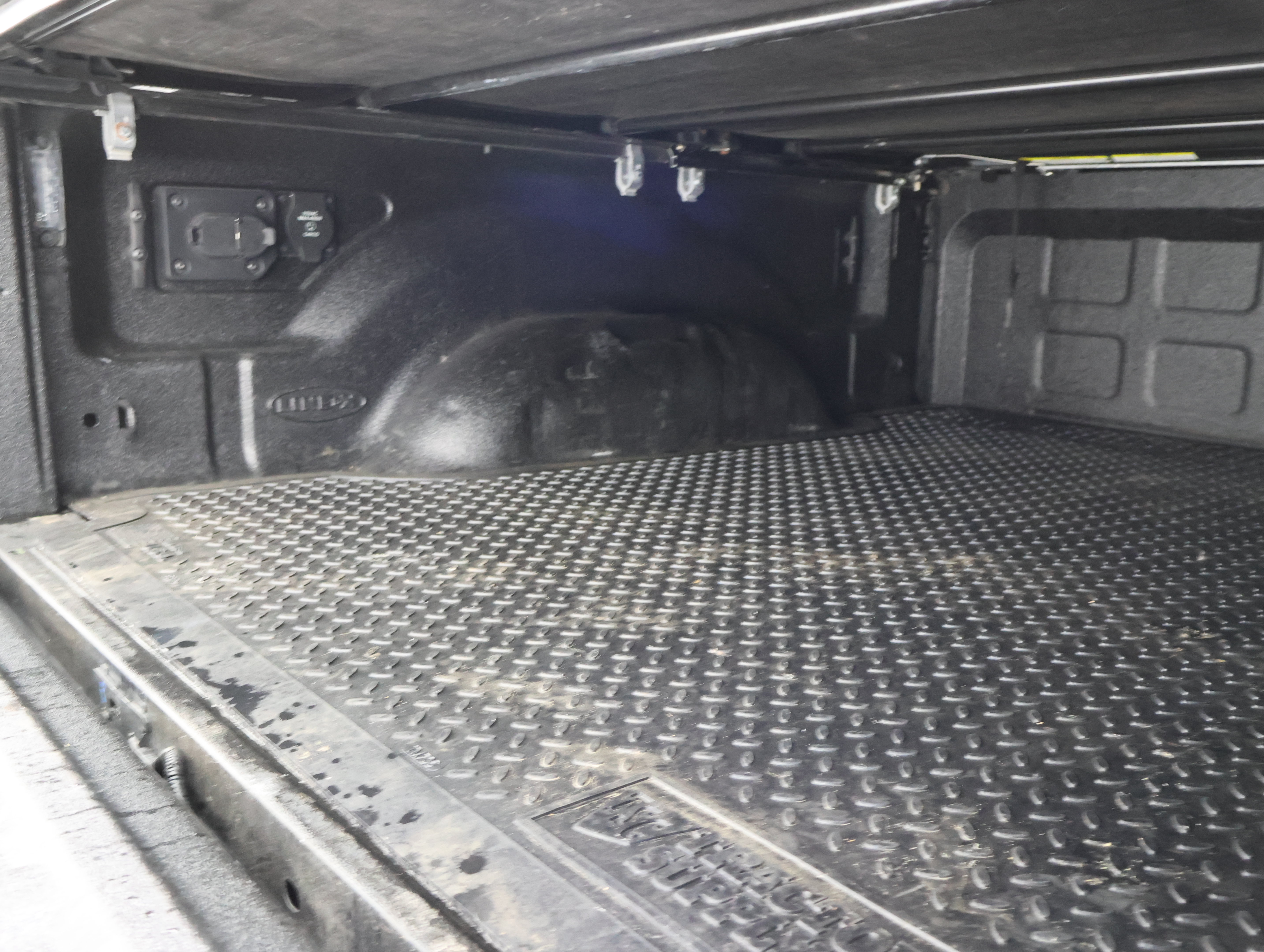 Used 2022 RAM 2500 Laramie AWD/4WD image 5