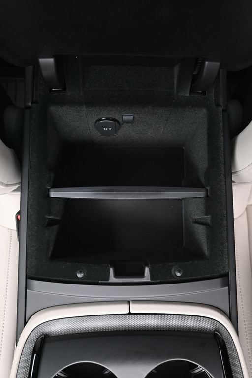 Certified 2026 Porsche Panamera image 24