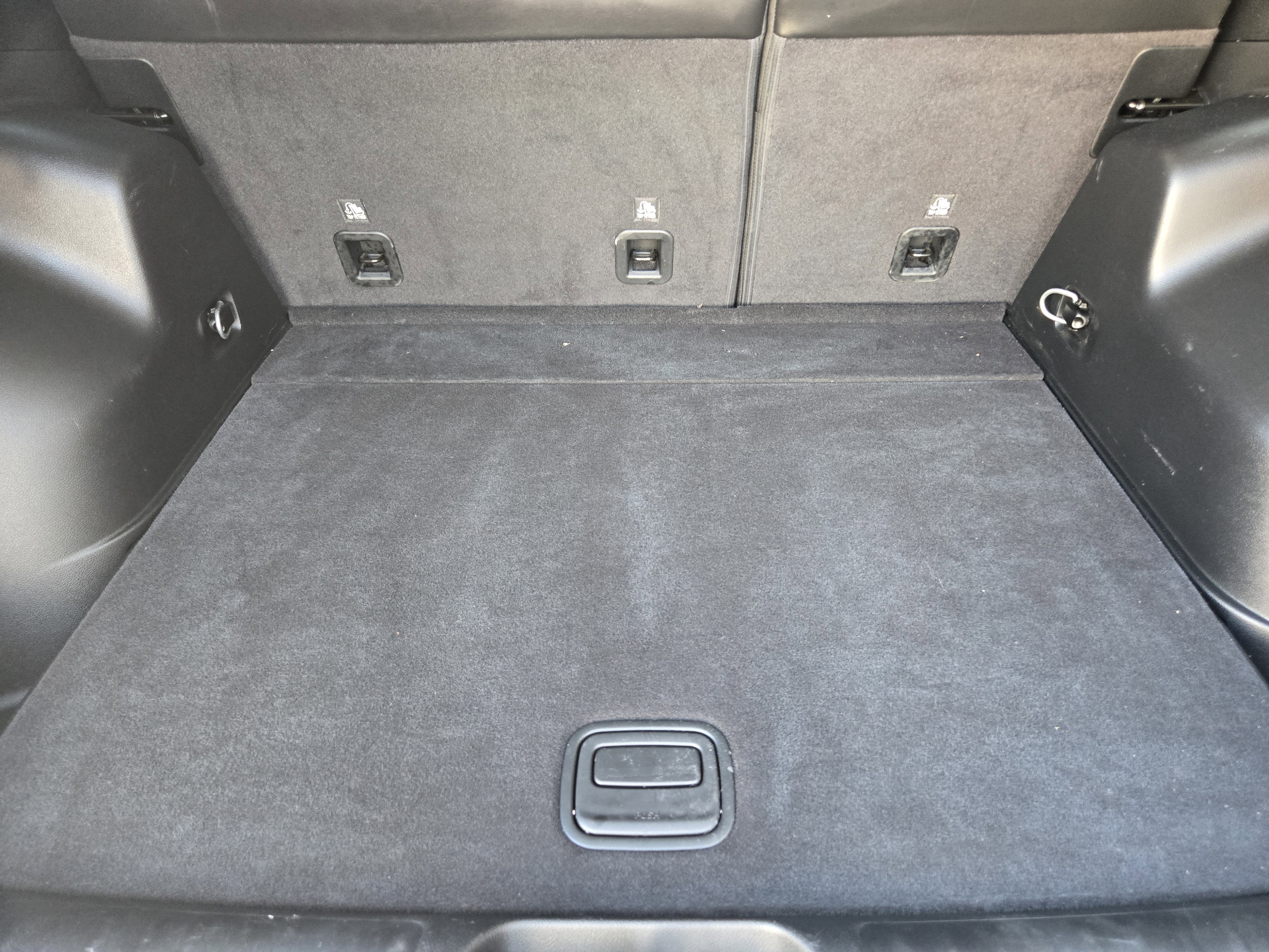 Used 2020 Jeep Cherokee Latitude Plus FWD image 23