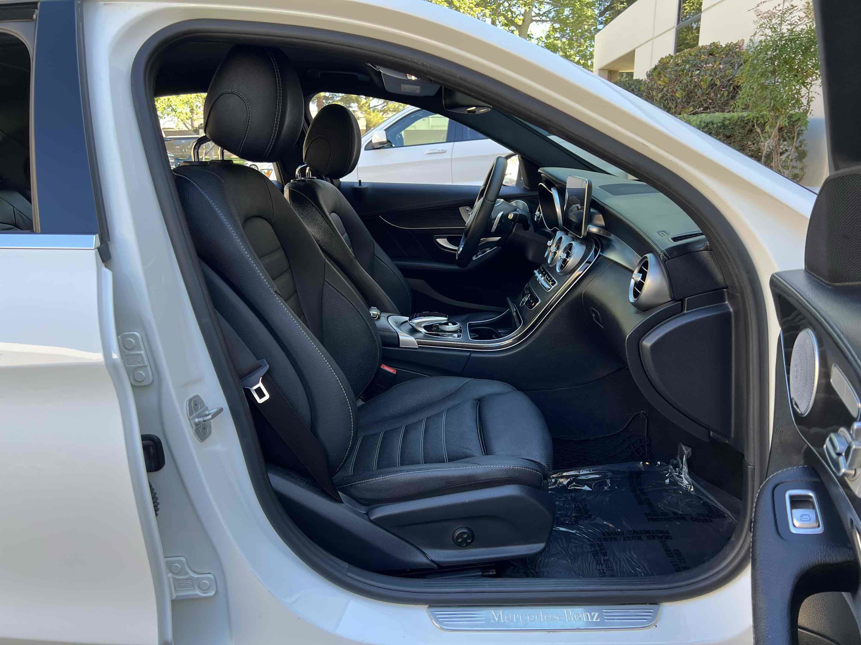 Used 2015 Mercedes-Benz C 300 Sport image 17