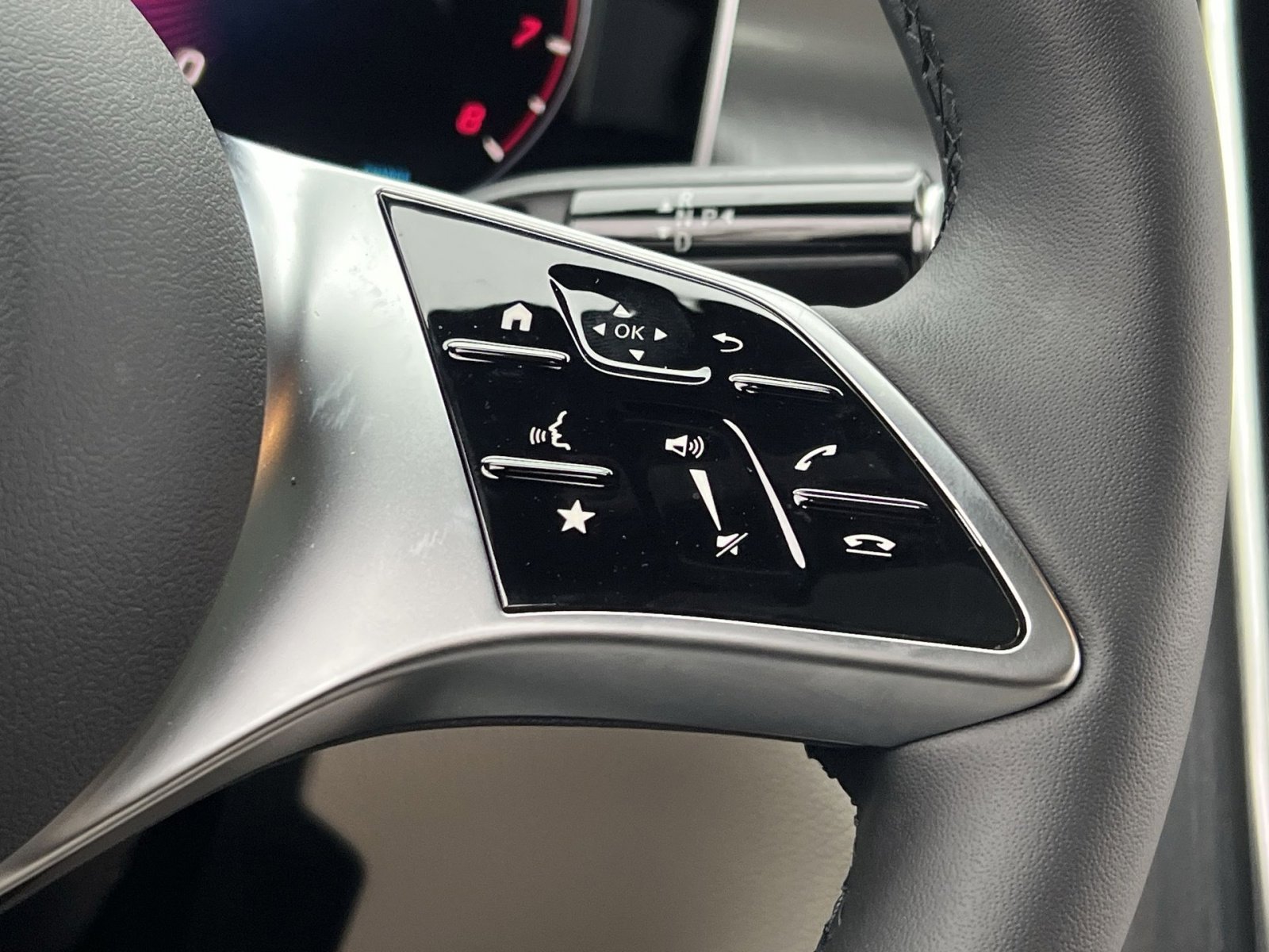 New 2026 Mercedes-Benz GLC 300 4MATIC image 30