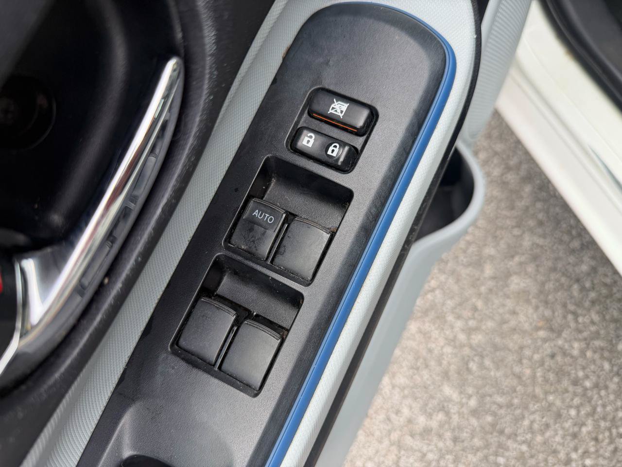Used 2012 Toyota Prius C Three FWD image 15