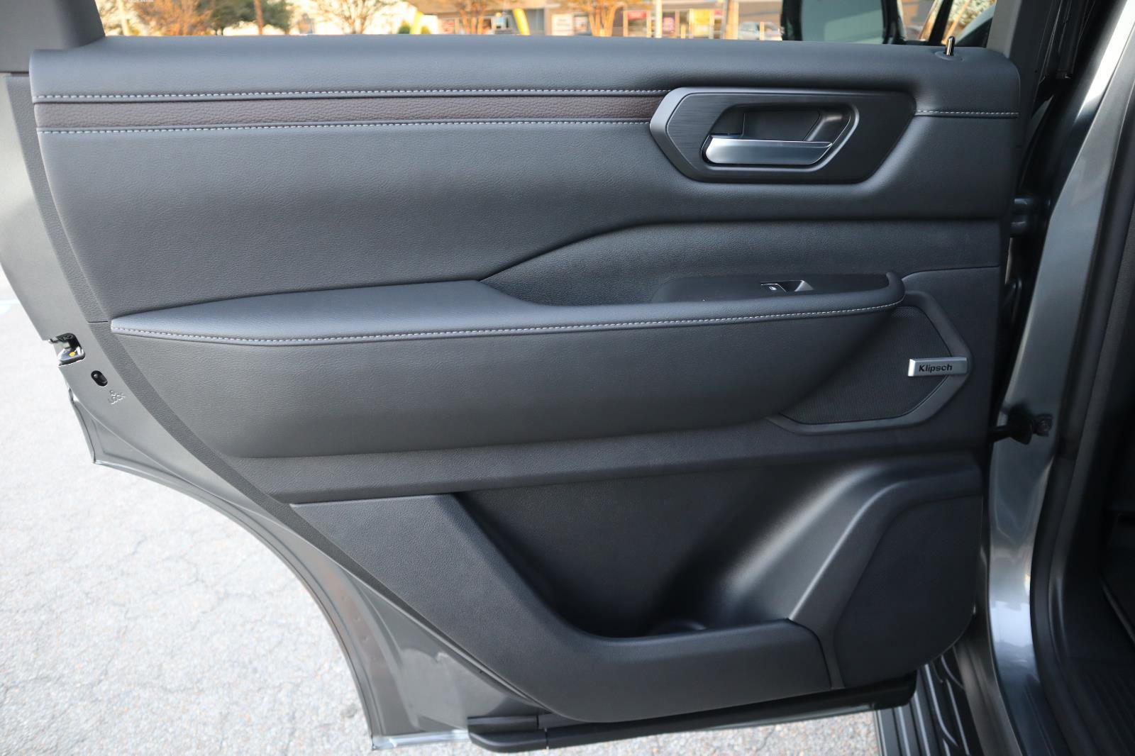 New 2026 Nissan Armada SL w/ Captain's Chari Seat Package image 36