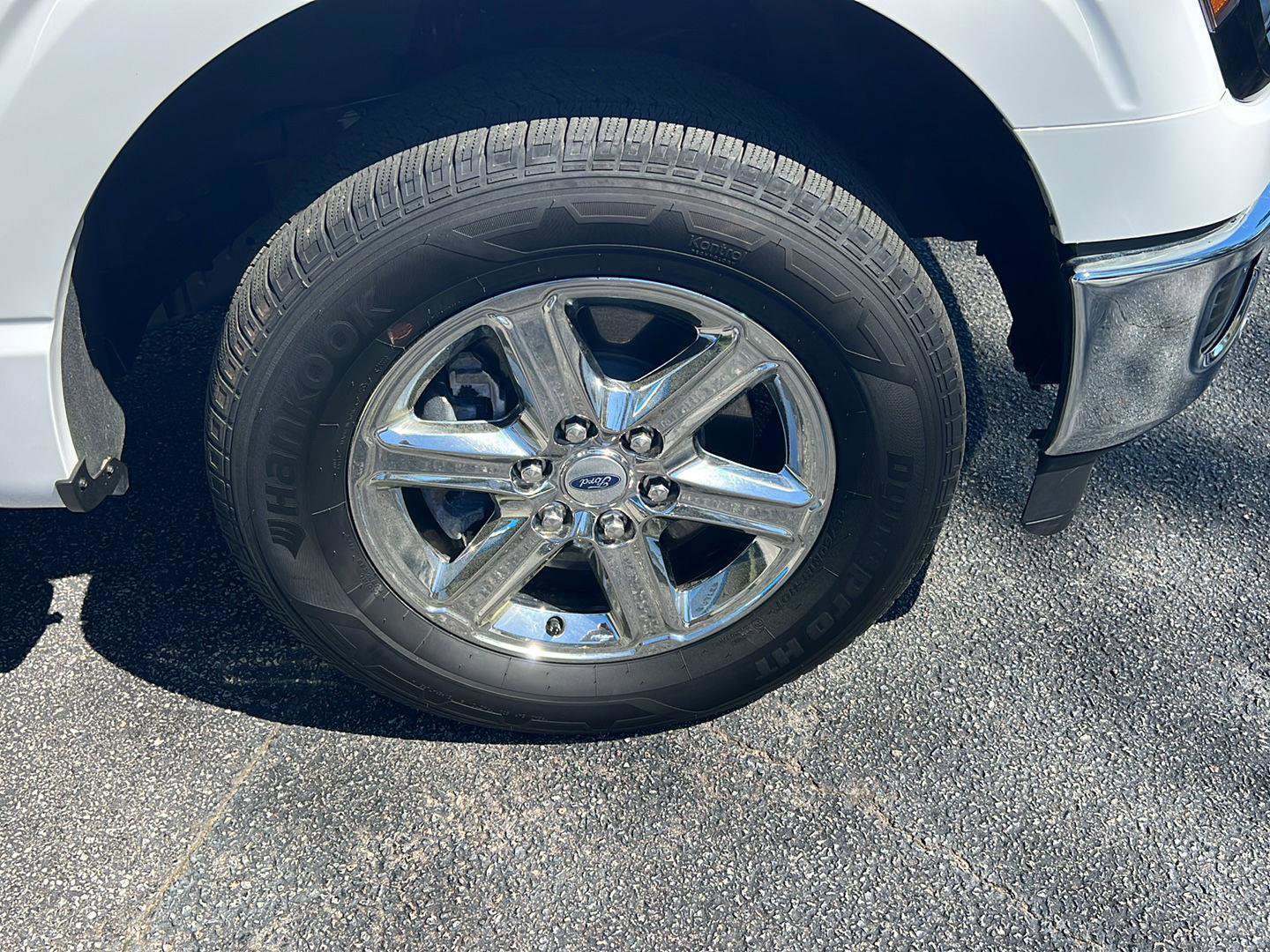 Used 2024 Ford F150 XLT w/ Equipment Group 302A MID image 40