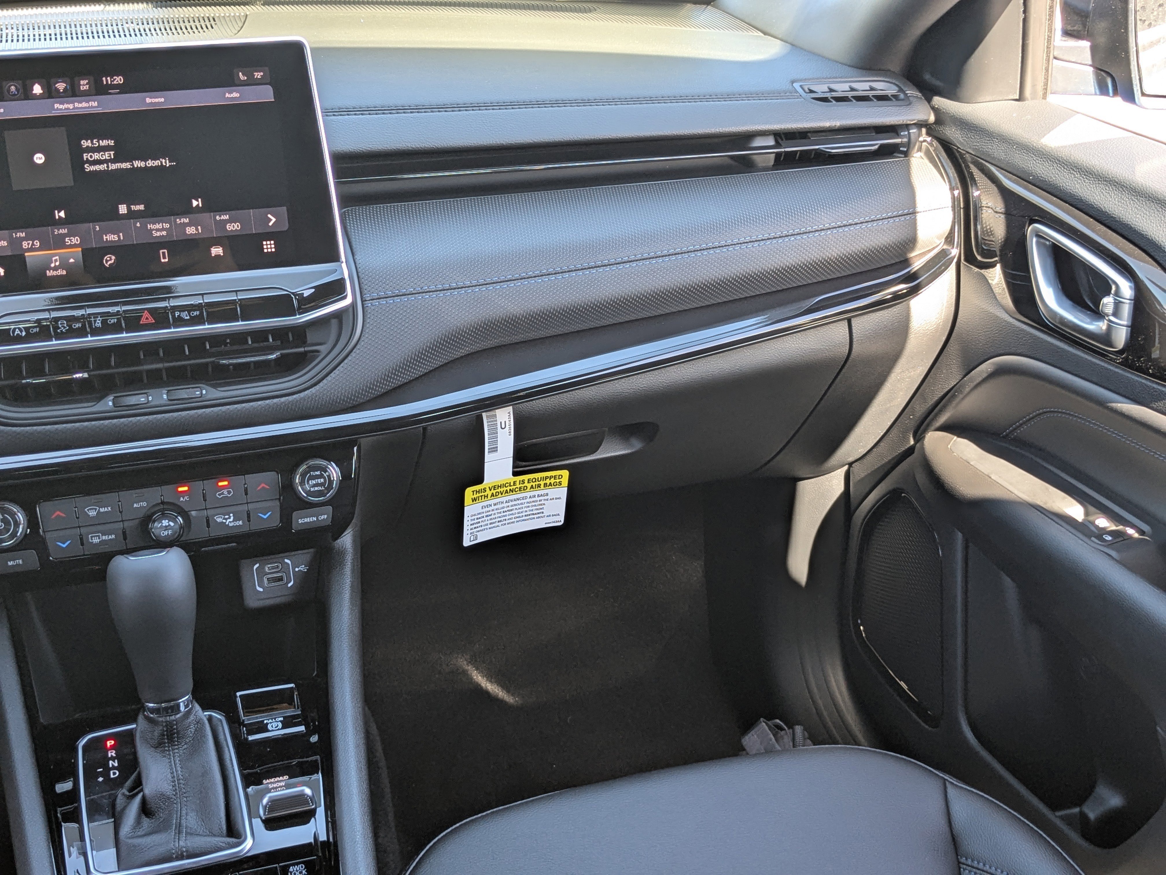 New 2026 Jeep Compass Limited AWD/4WD image 13