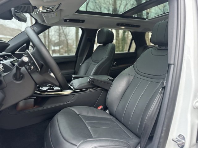 Used 2023 Land Rover Range Rover Sport SE image 13