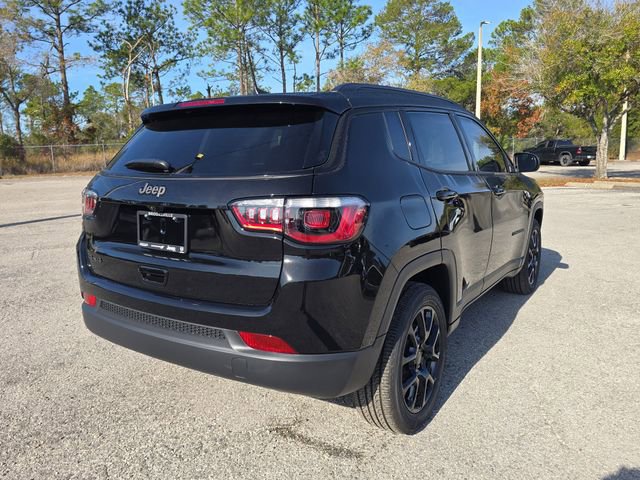 New 2026 Jeep Compass Latitude image 4