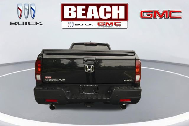Used 2021 Honda Ridgeline Black Edition image 4