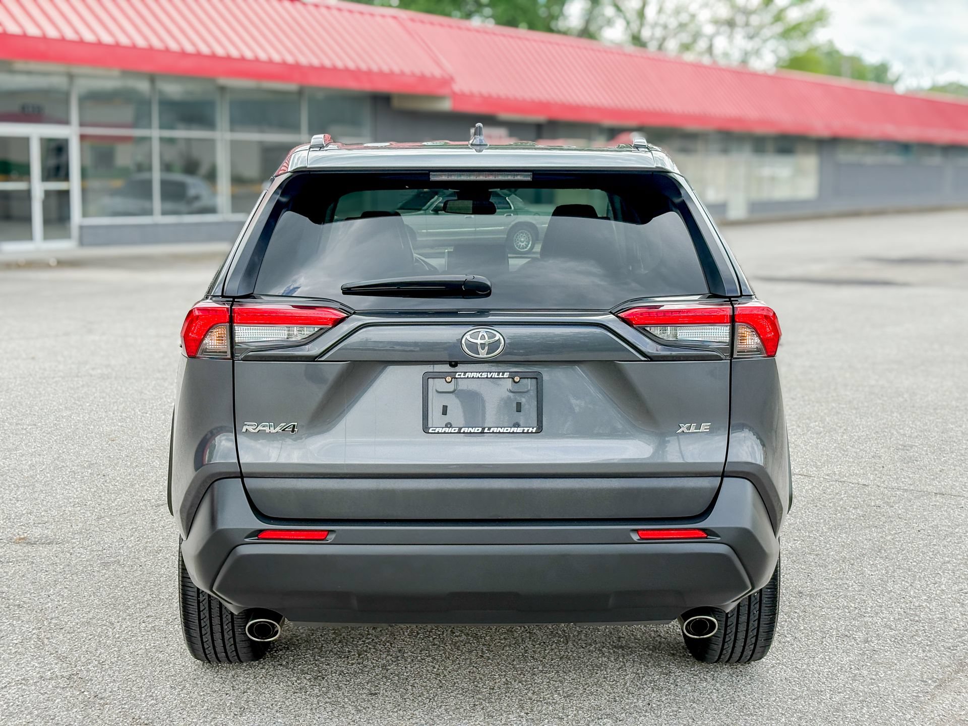 Used 2023 Toyota RAV4 XLE Premium FWD image 10