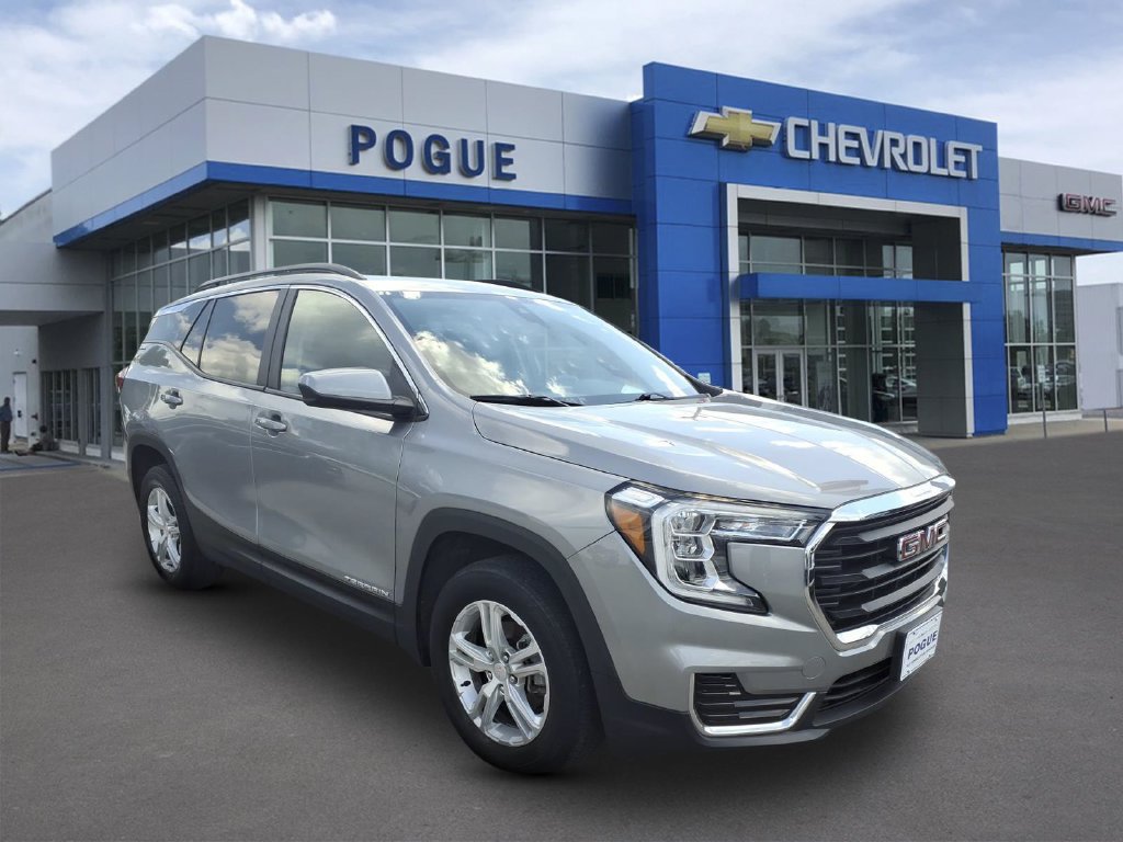 Used 2024 GMC Terrain SLE w/ Driver Convenience Package AWD/4WD image 1
