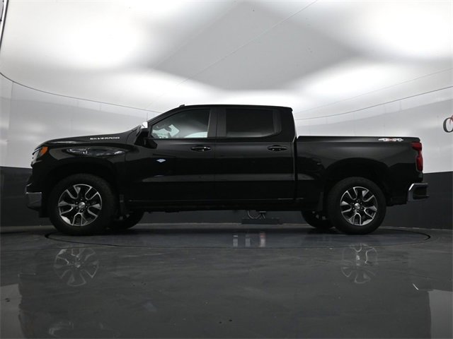 Used 2024 Chevrolet Silverado 1500 LT image 18