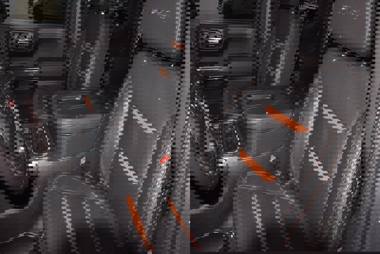 Used 2021 GMC Sierra 1500 AT4 w/ AT4 Preferred Package image 34