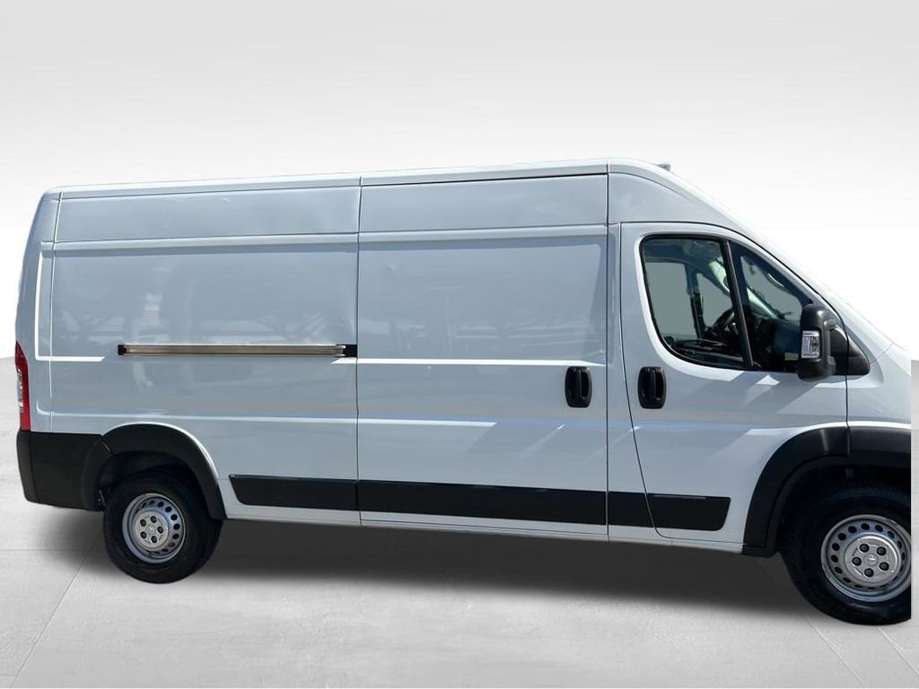 Used 2025 RAM ProMaster 2500 w/ Convenience Group FWD image 4