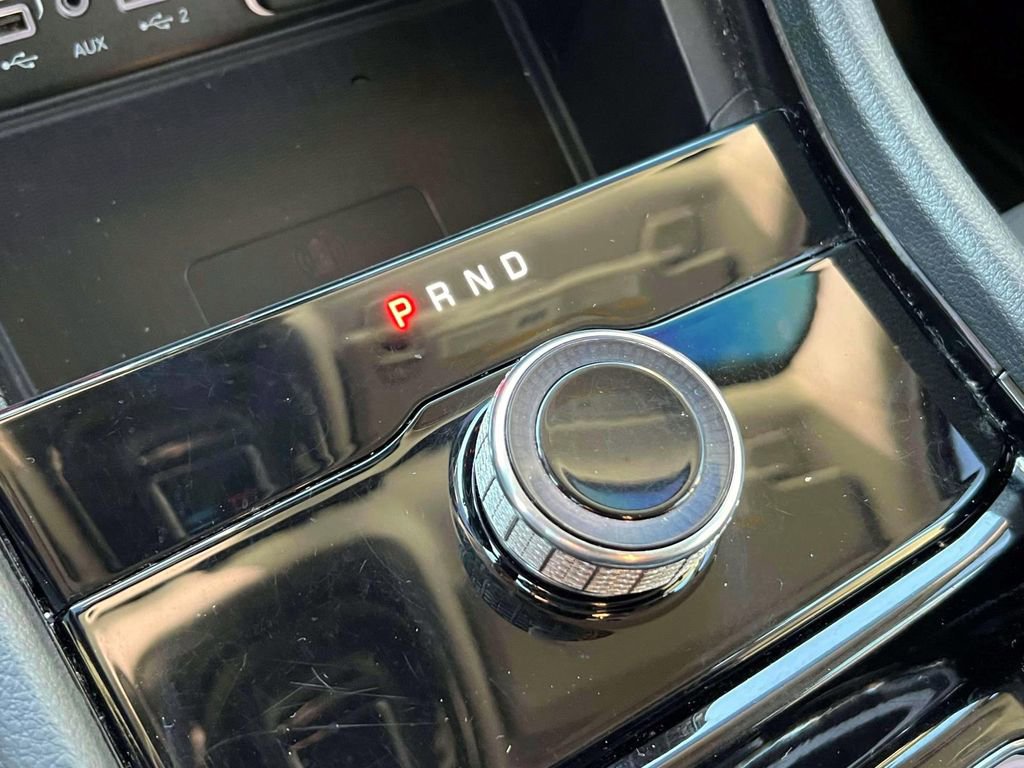 Certified 2023 Jeep Grand Cherokee Laredo w/ Luxury Tech Group I image 30