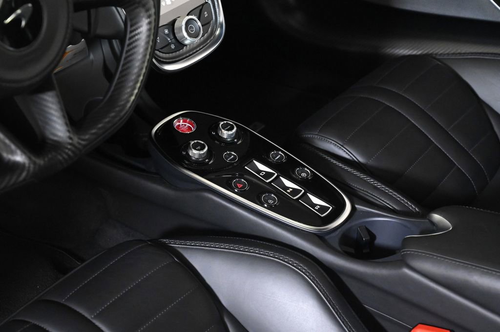 New 2025 McLaren GTS image 14