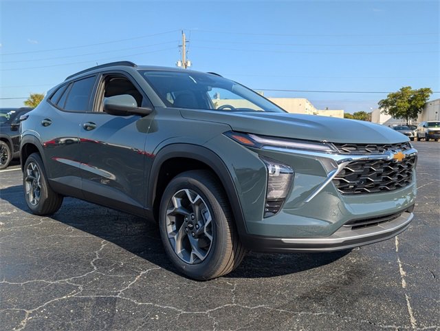 New 2026 Chevrolet Trax LT w/ Driver Confidence Package