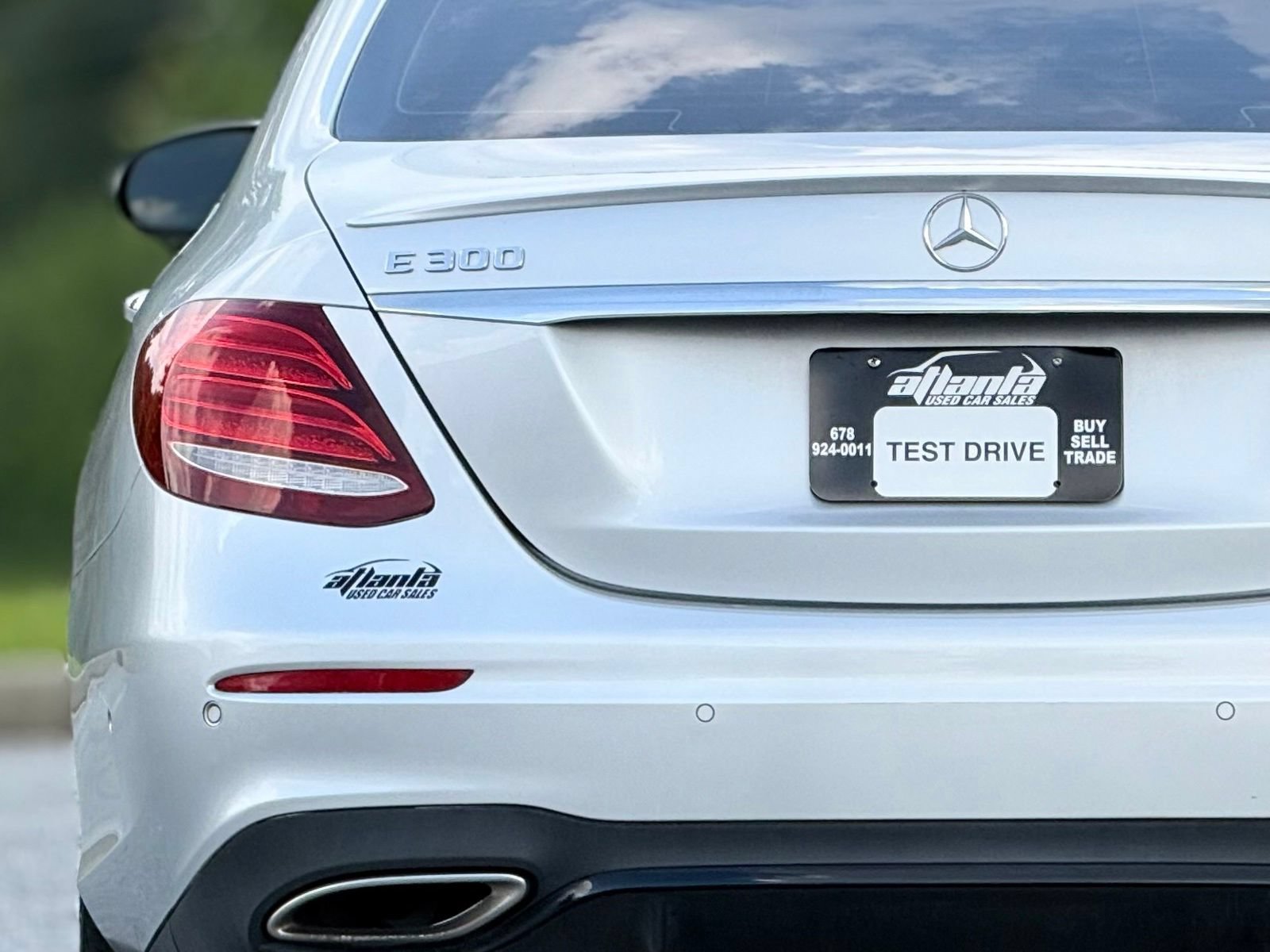 Used 2019 Mercedes-Benz E 300 4MATIC image 16
