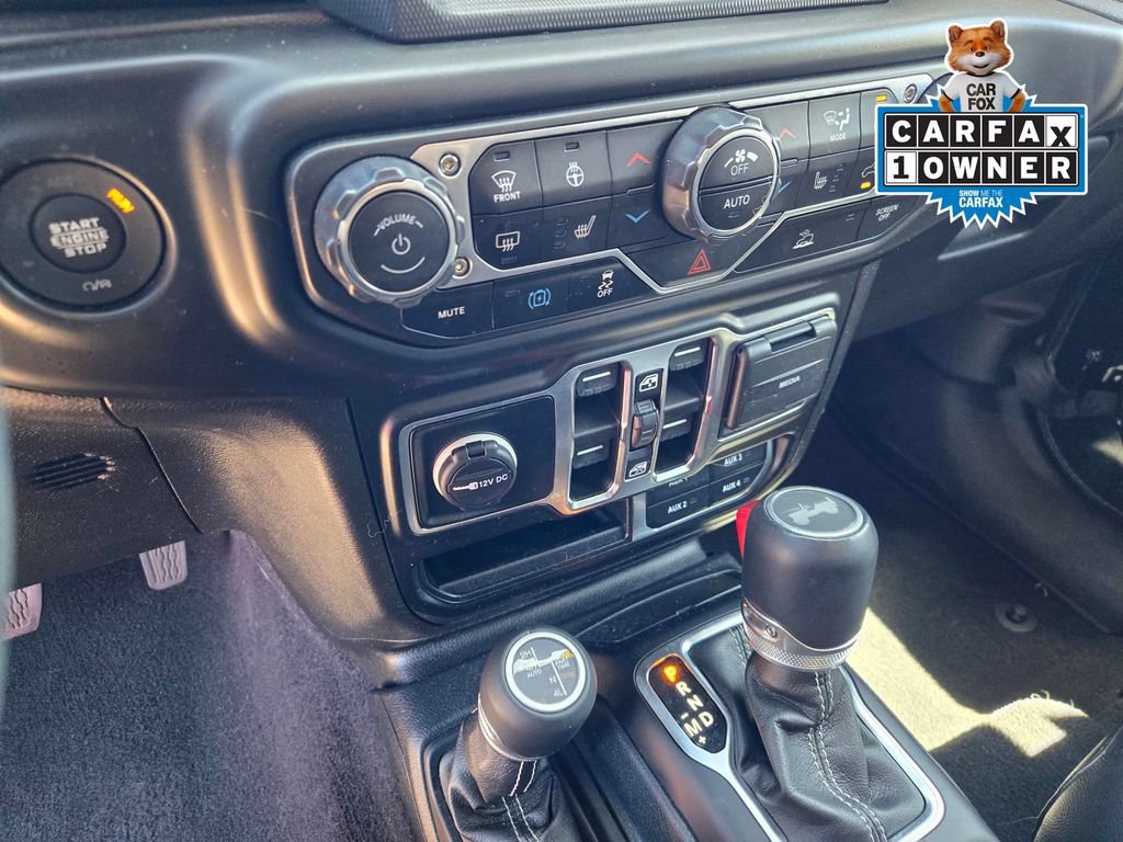 Used 2023 Jeep Wrangler Unlimited Sahara w/ Cold Weather Group AWD/4WD image 22