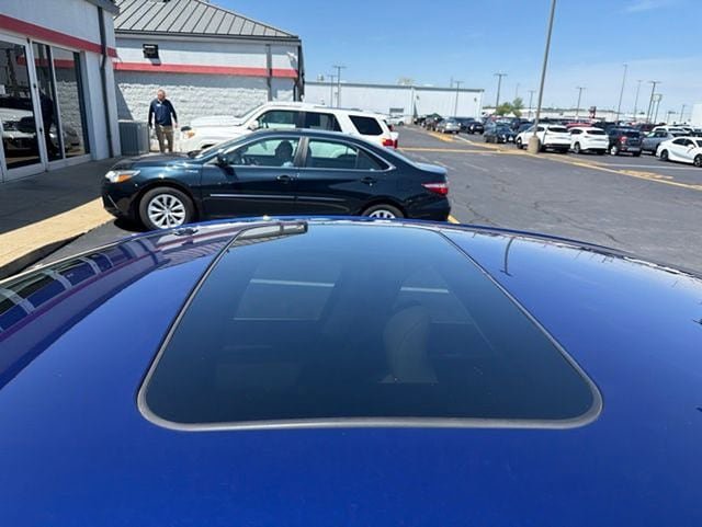 Used 2015 Ford Fusion Titanium FWD image 4