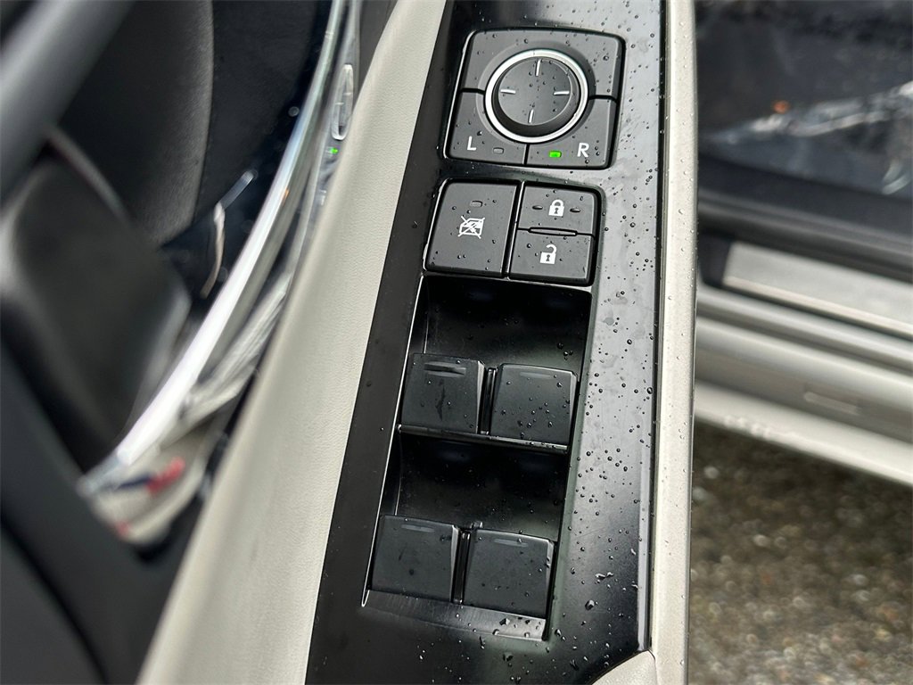 Used 2014 Lexus IS 250 AWD image 21