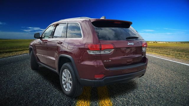 Certified 2021 Jeep Grand Cherokee Laredo image 2