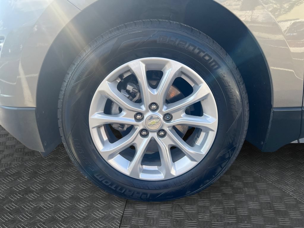 Used 2019 Chevrolet Equinox LT FWD image 14